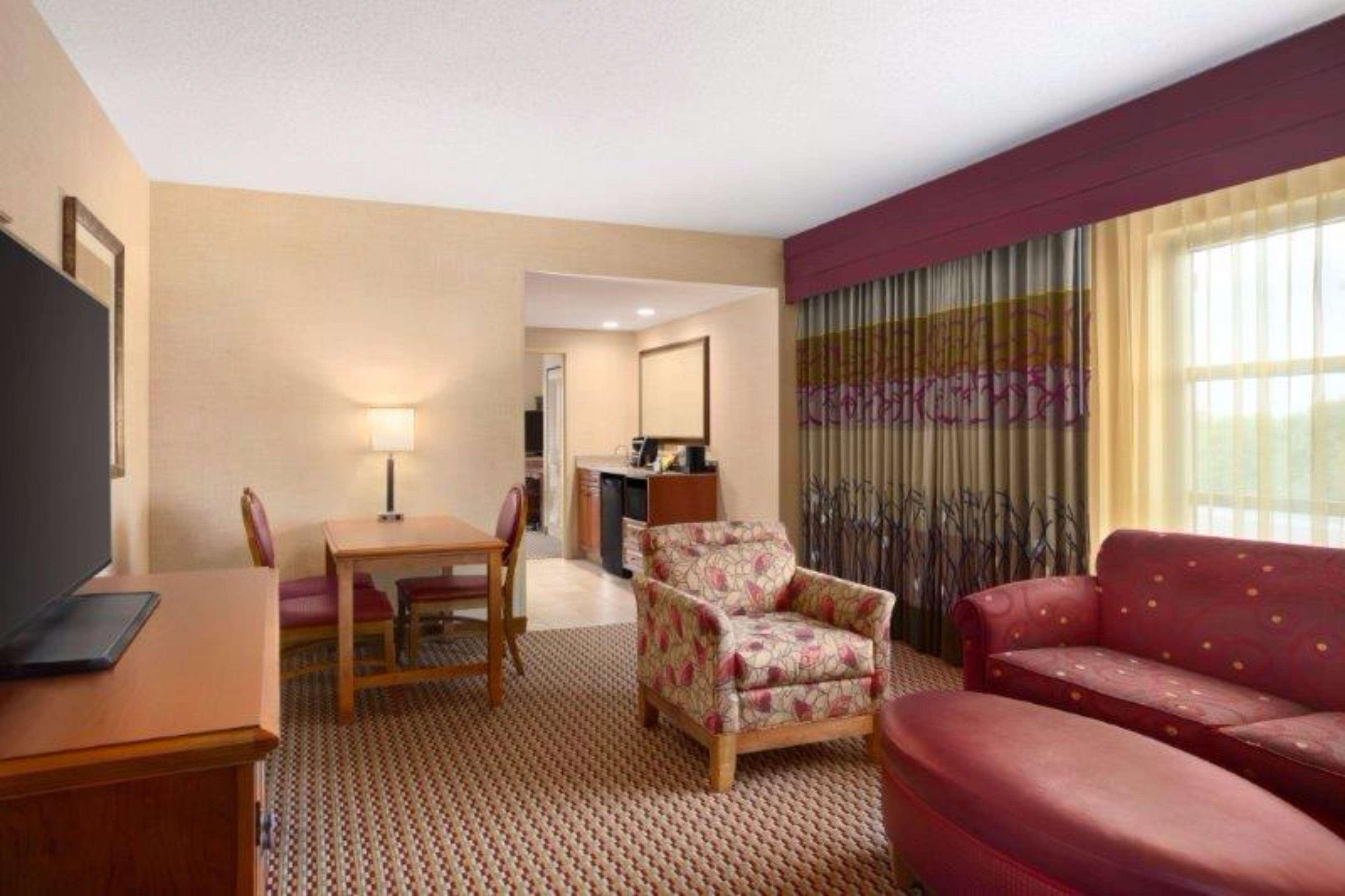 Embassy Suites Northwest Arkansas - Hotel, Spa & Convention Center Rogers Zewnętrze zdjęcie