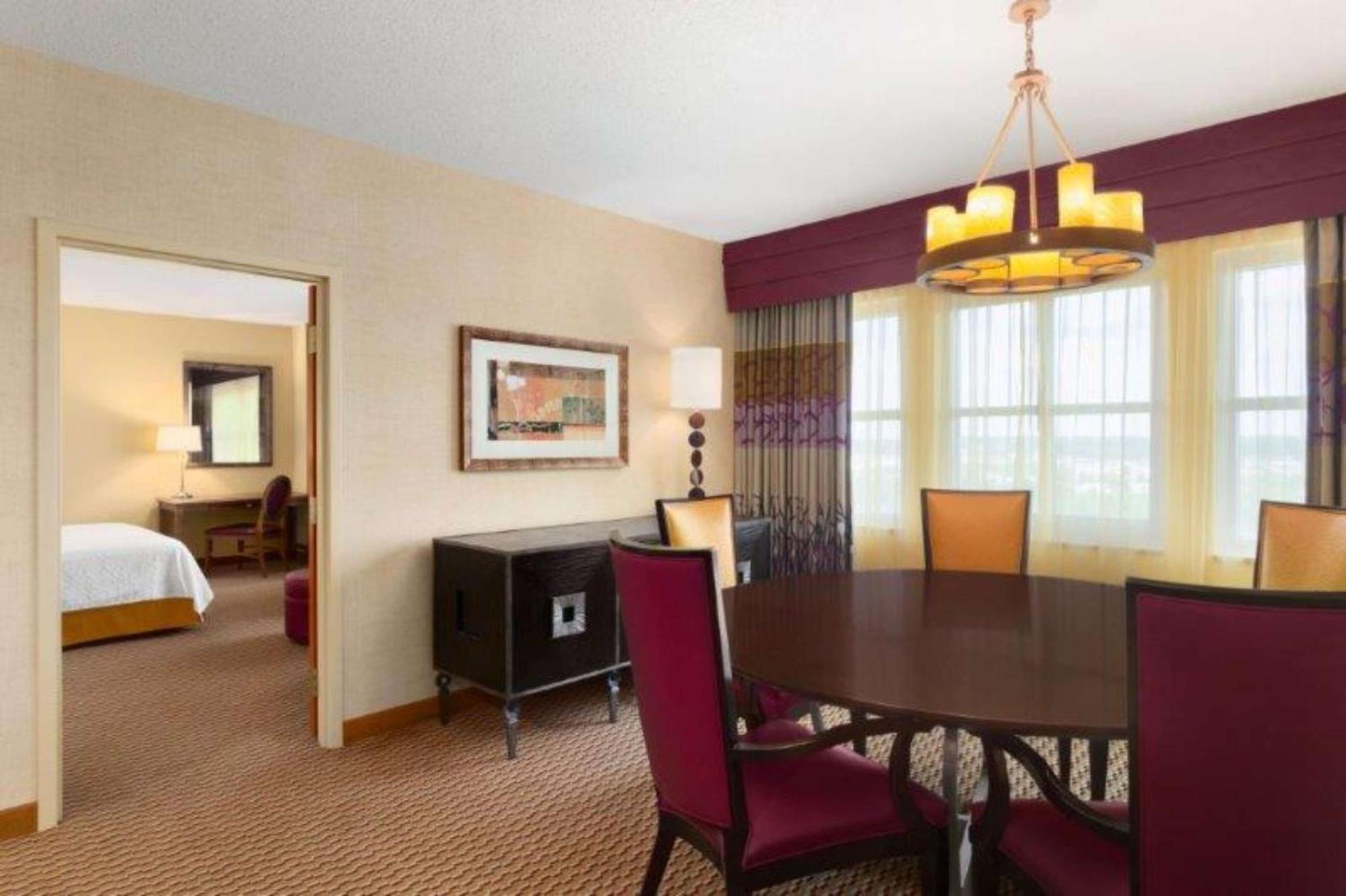 Embassy Suites Northwest Arkansas - Hotel, Spa & Convention Center Rogers Zewnętrze zdjęcie